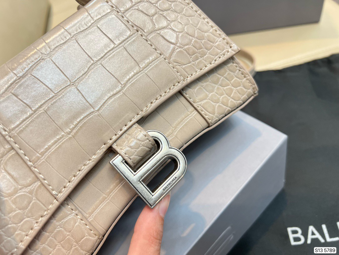 Balenciaga $68 code：13755 gallery