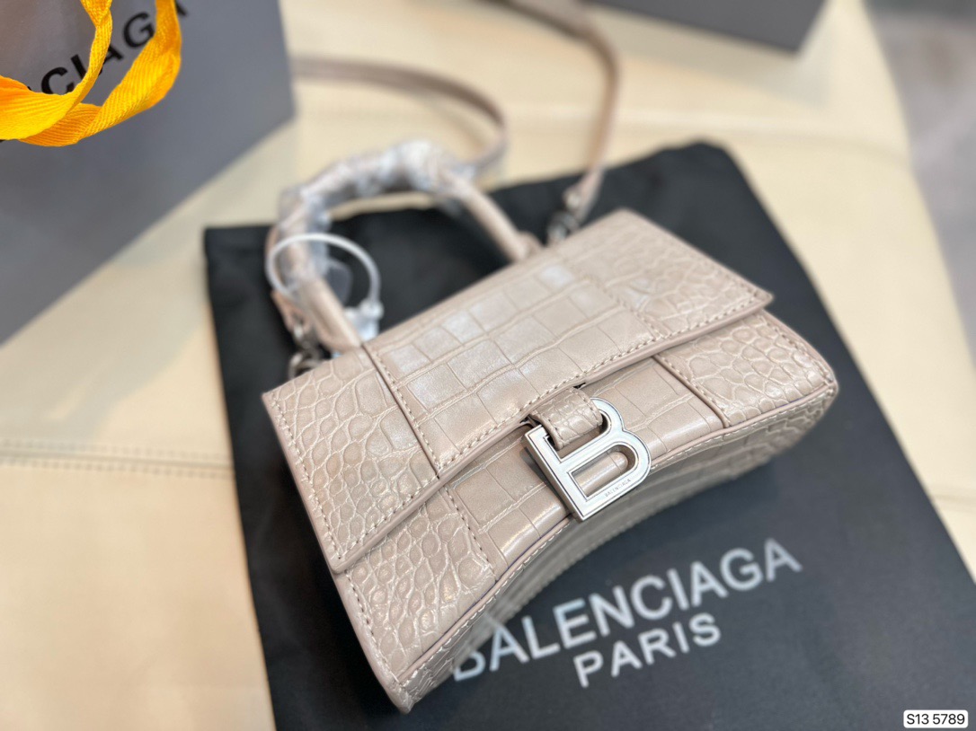 Balenciaga $68 code：13755 gallery