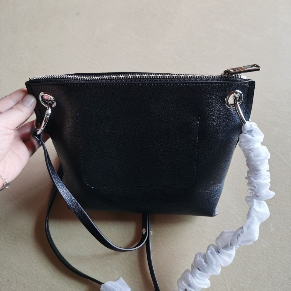 Bimba a ylola $36 code：13500 gallery