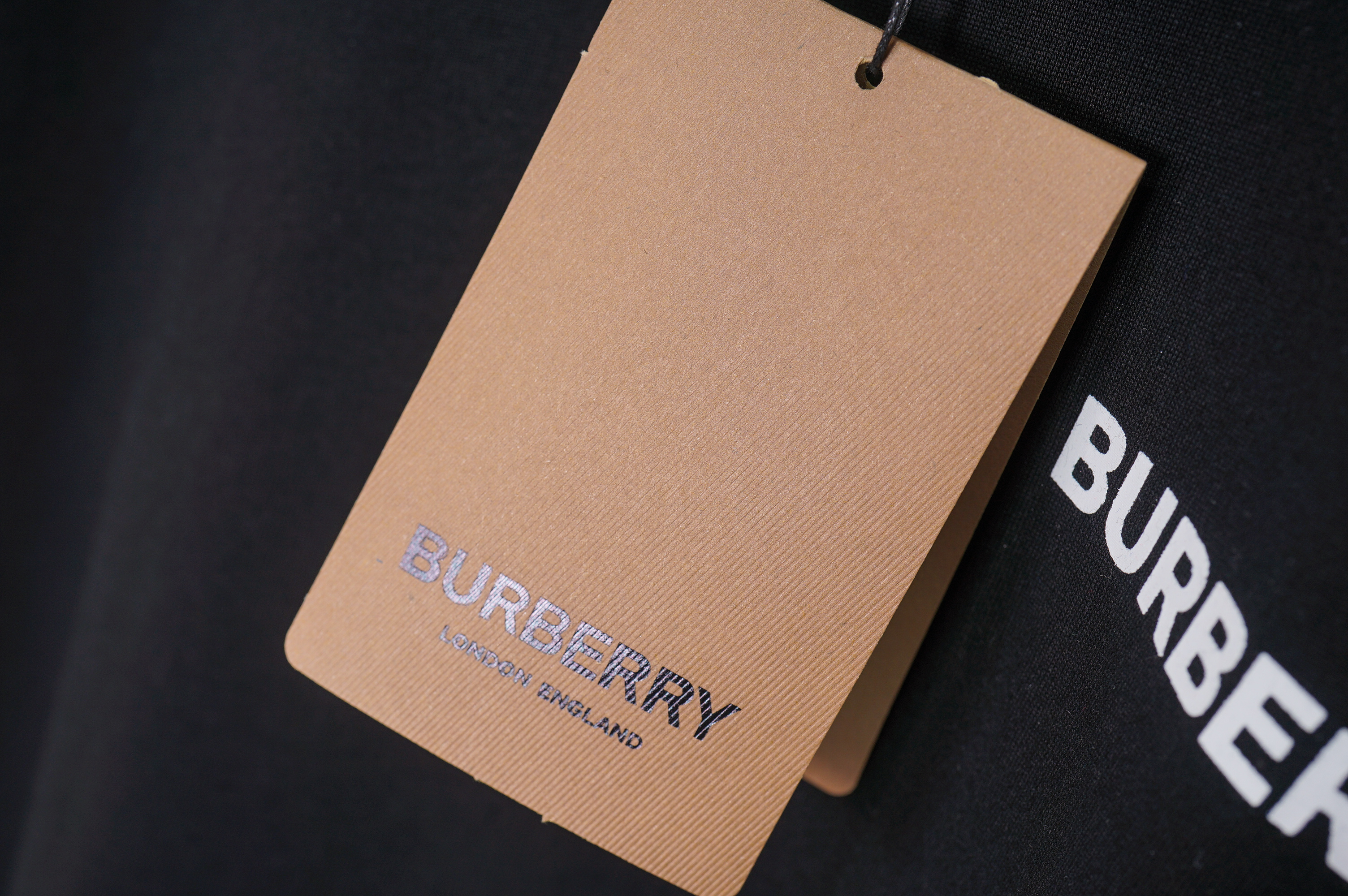 Burberry $30 CODE：14288 gallery