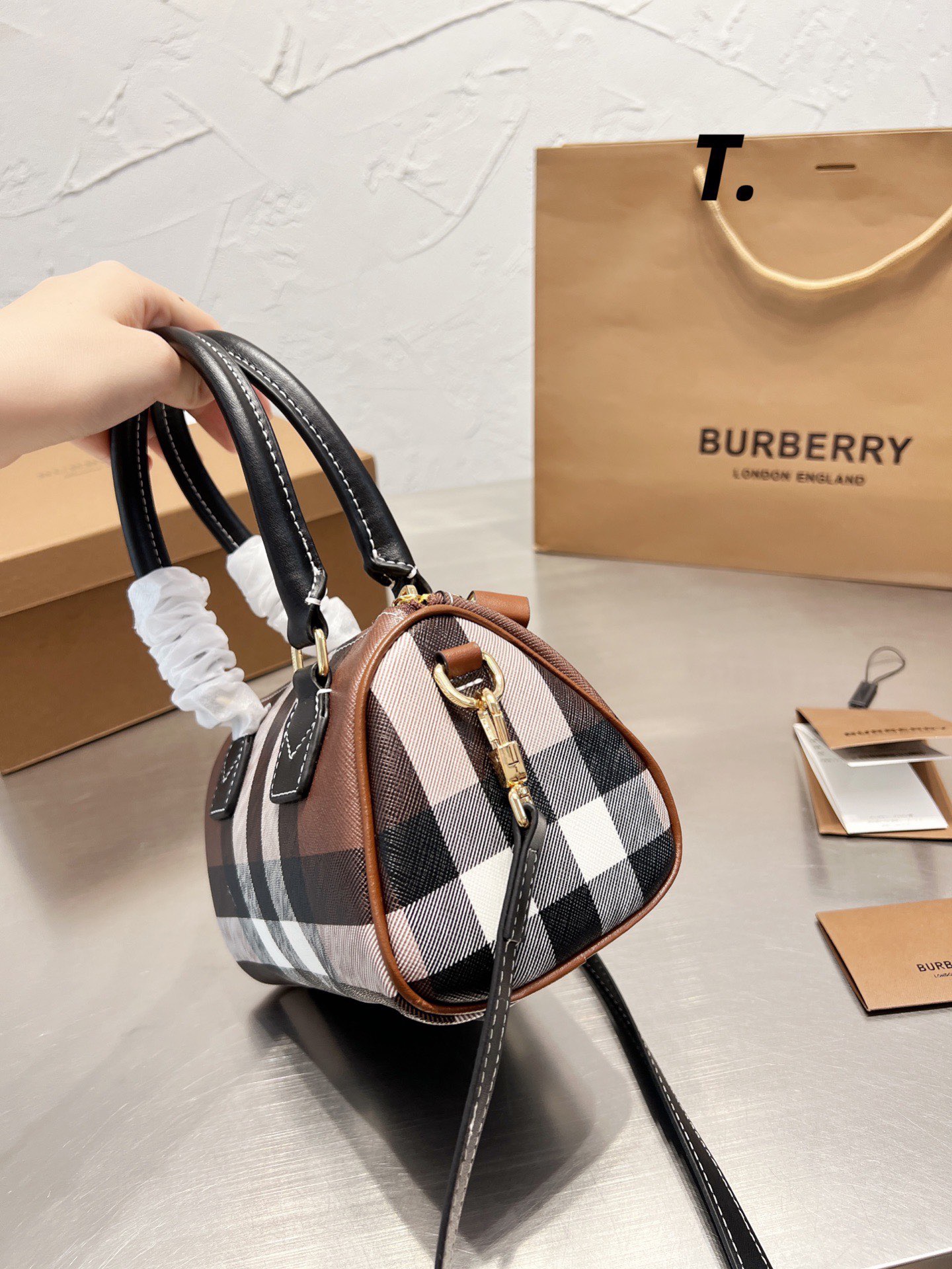 Burberrys $72 code：13761 gallery