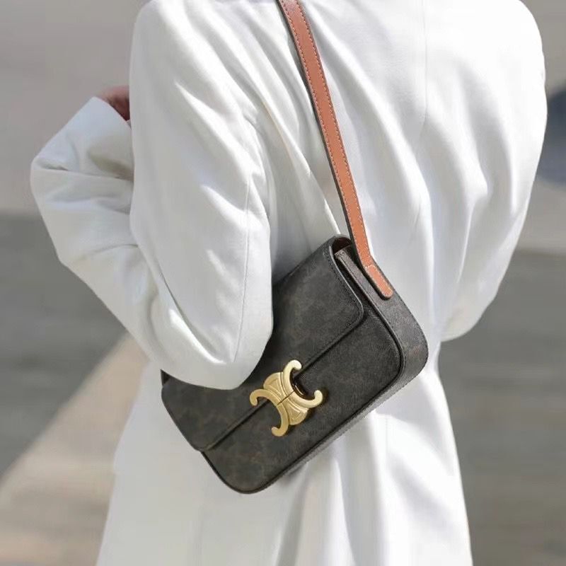 CELINE $36 Code：14277 gallery