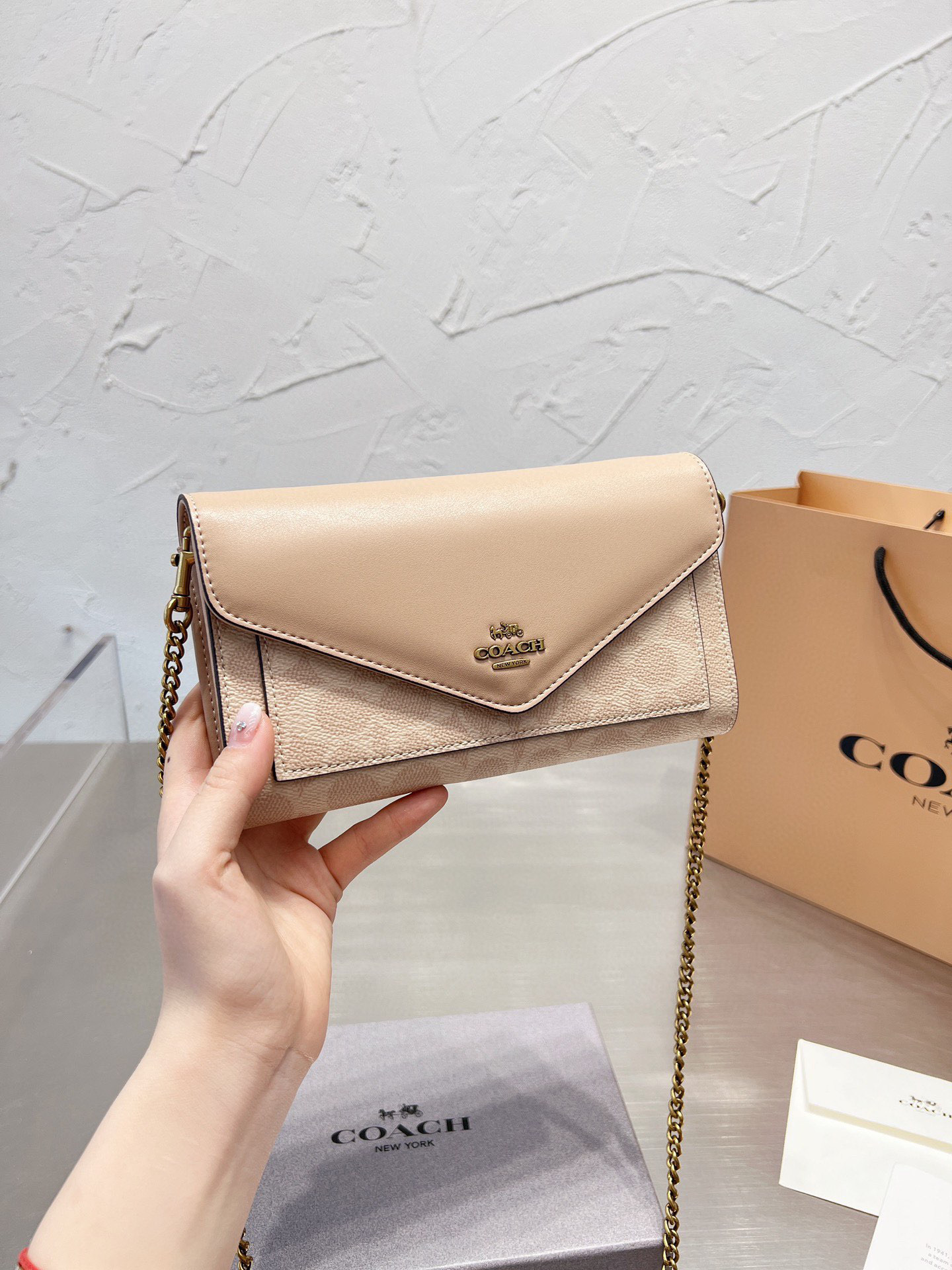 COACH COACH48$  code:6185 gallery