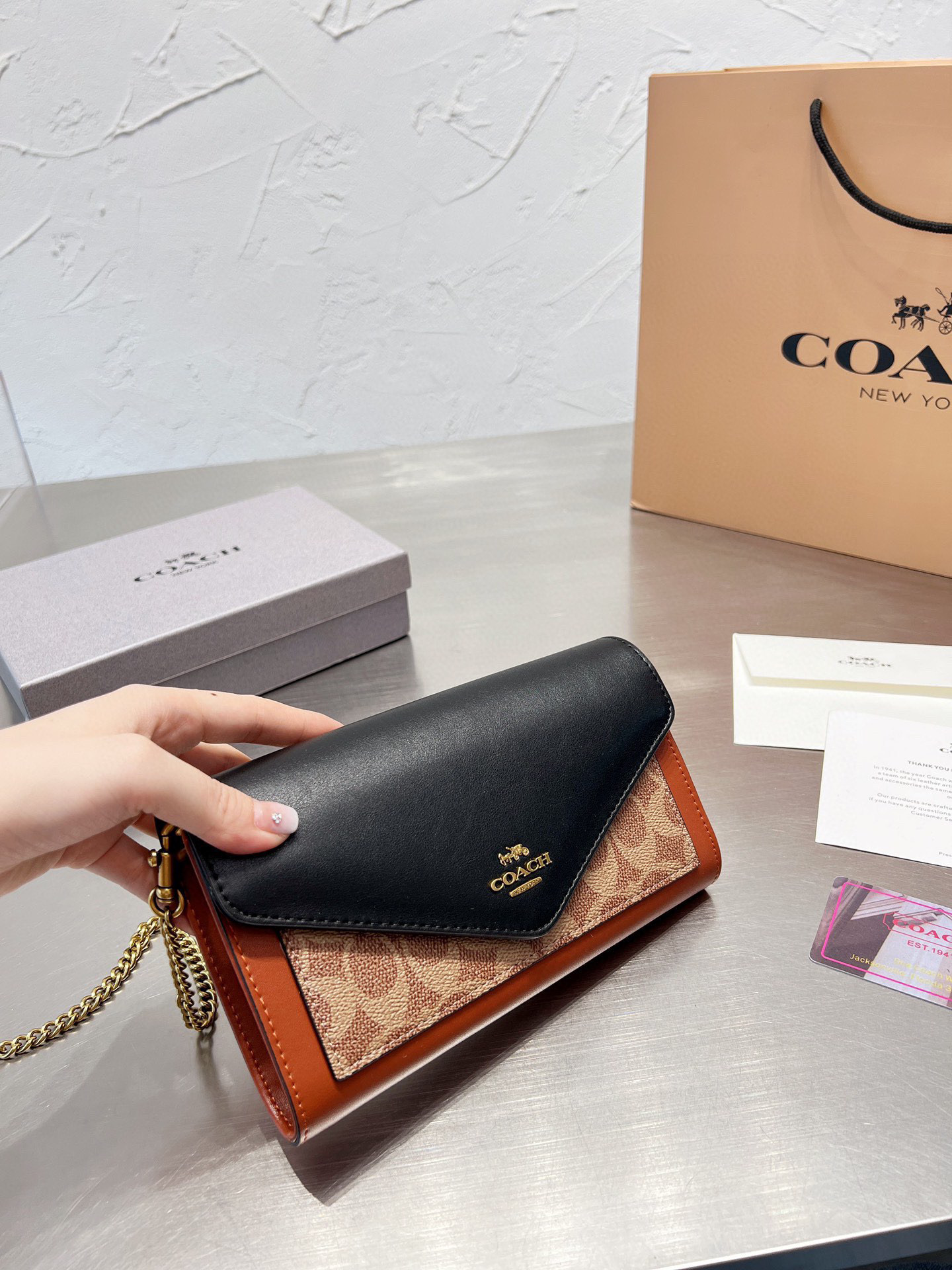 COACH COACH48$  code:6185 gallery