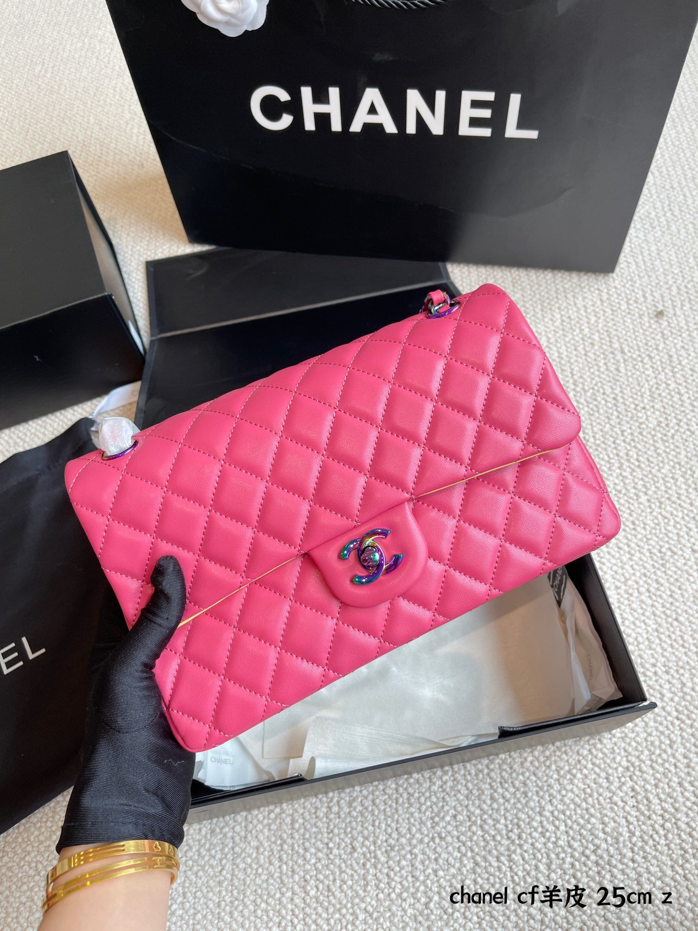 Chanel $102 code：13789 gallery