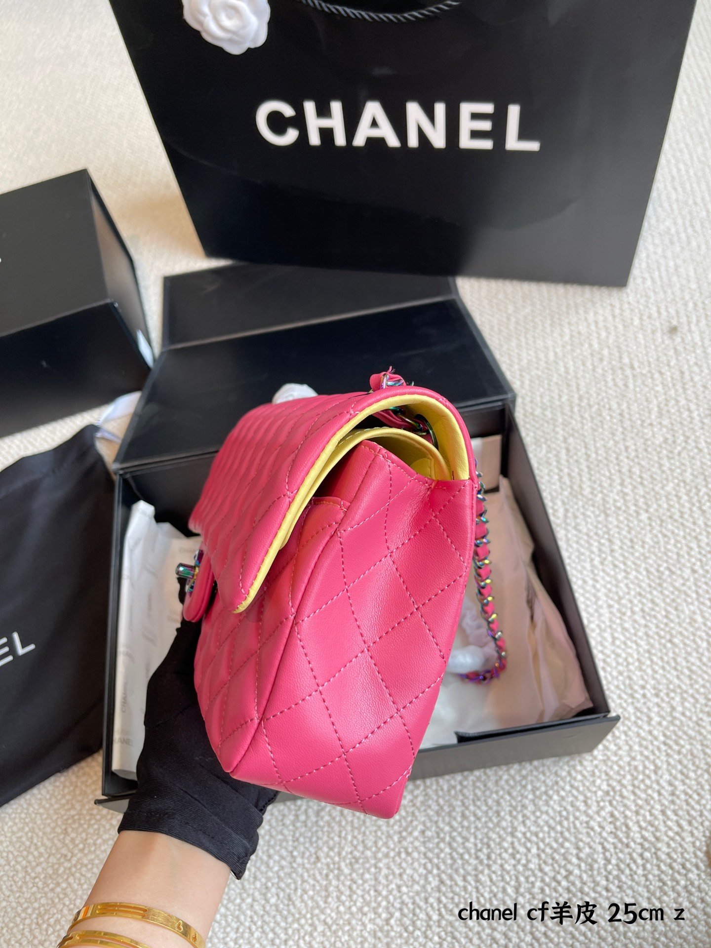 Chanel $102 code：13789 gallery