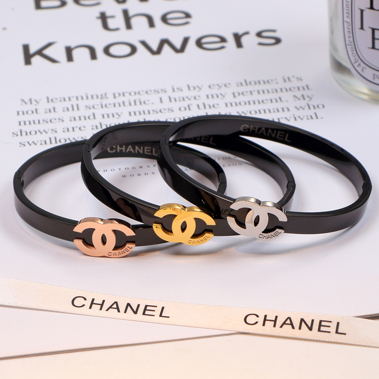 Chanel $14 Code:5415 gallery