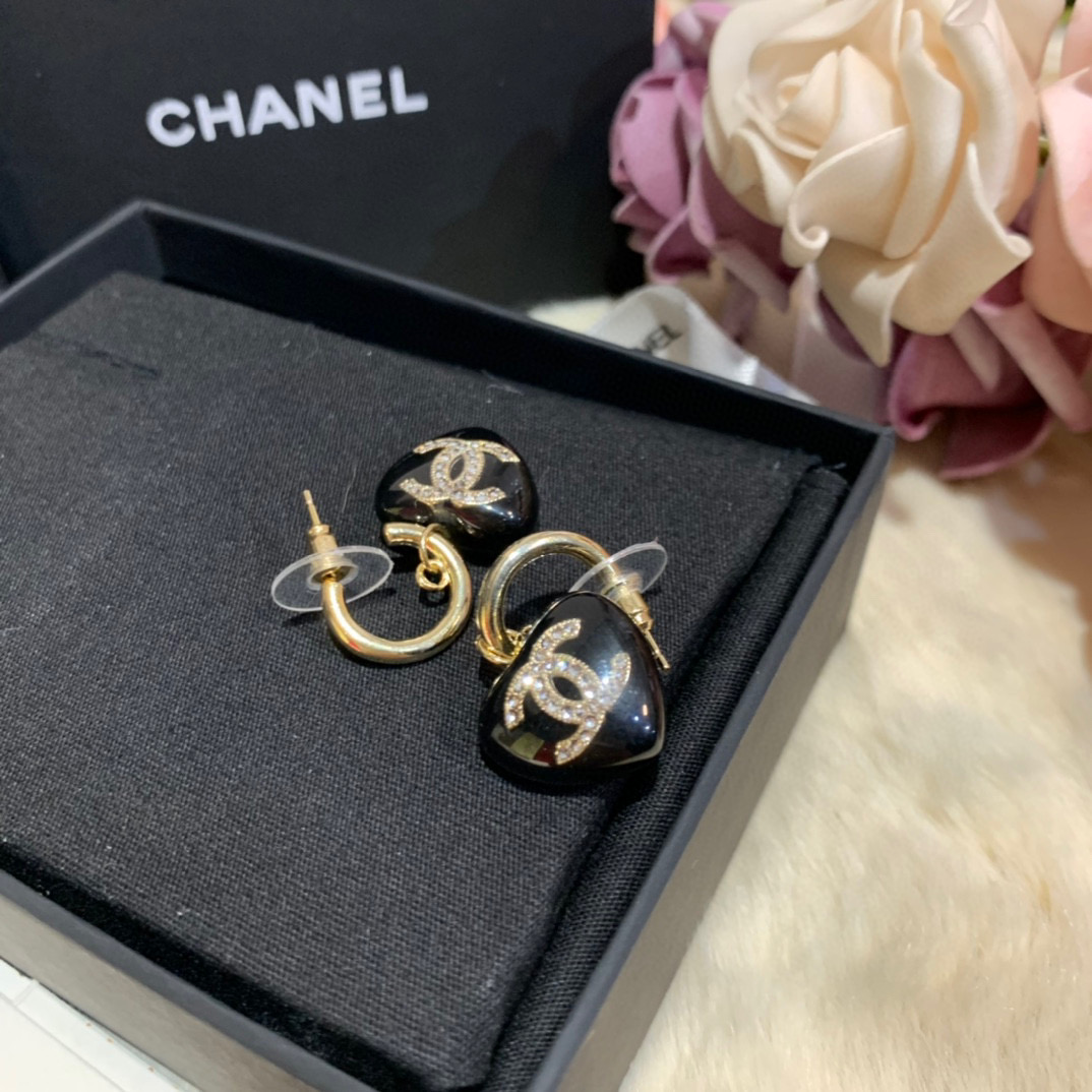 Chanel $44 code：13880 gallery