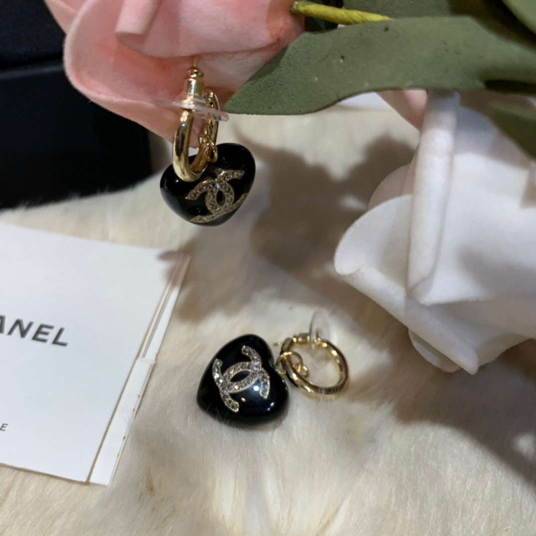 Chanel $44 code：13880 gallery