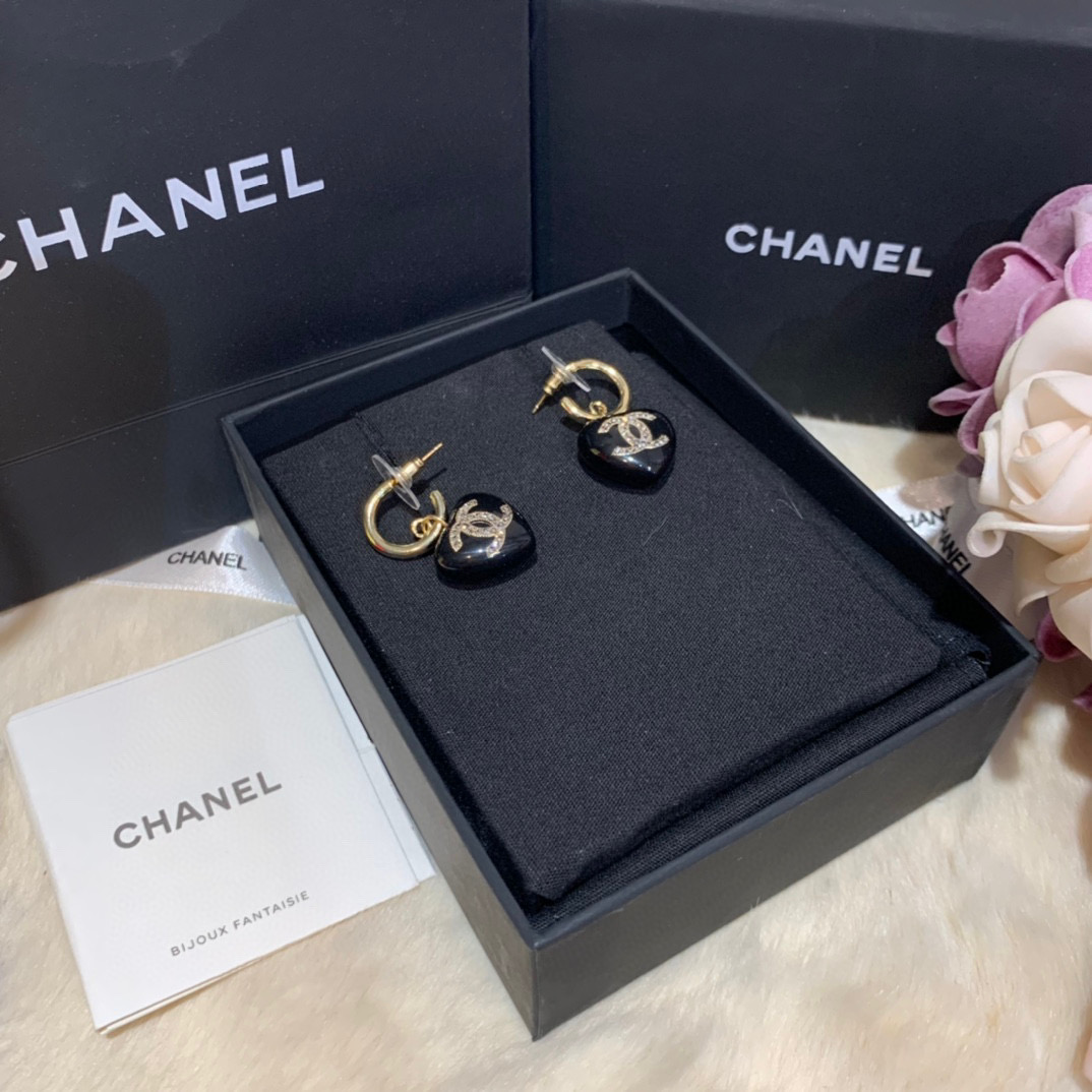 Chanel $44 code：13880 gallery