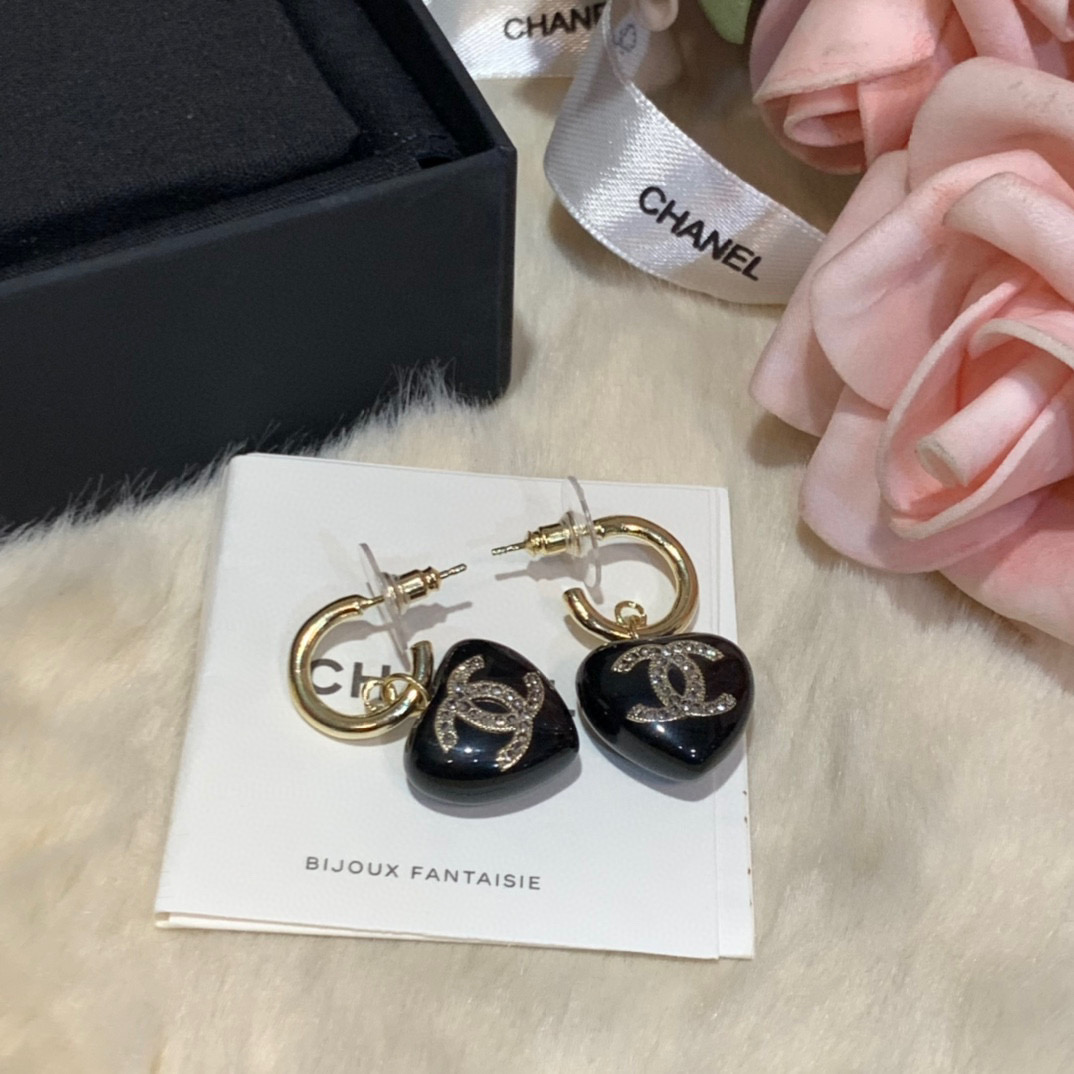 Chanel $44 code：13880 gallery