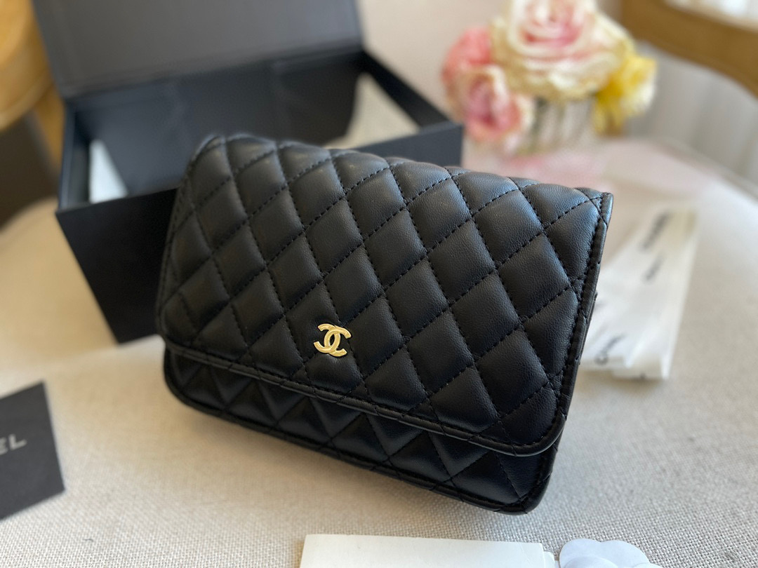 Chanel $52 code：13620 gallery