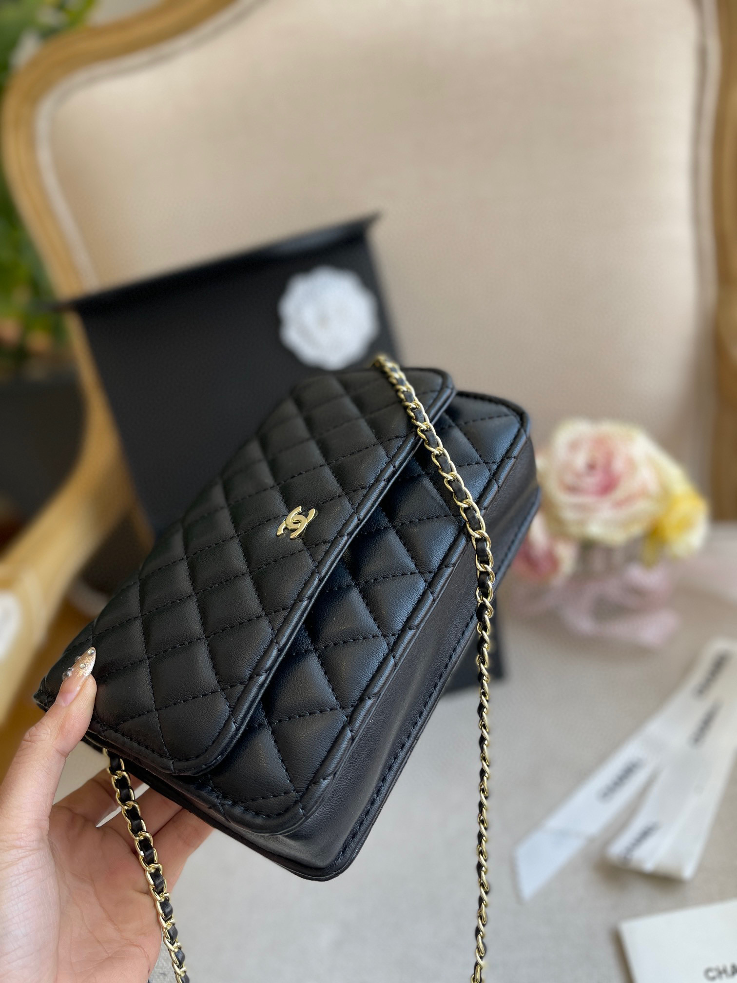 Chanel $52 code：13620 gallery