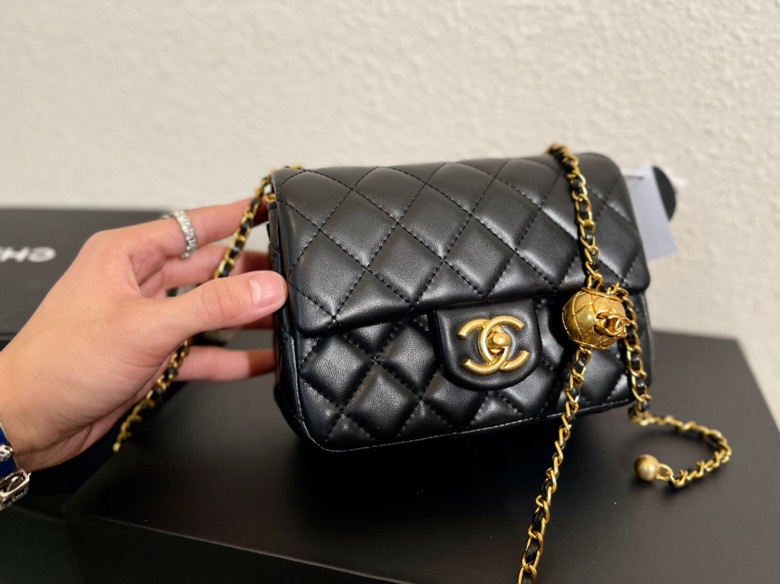 Chanel $64 Code：13057 gallery