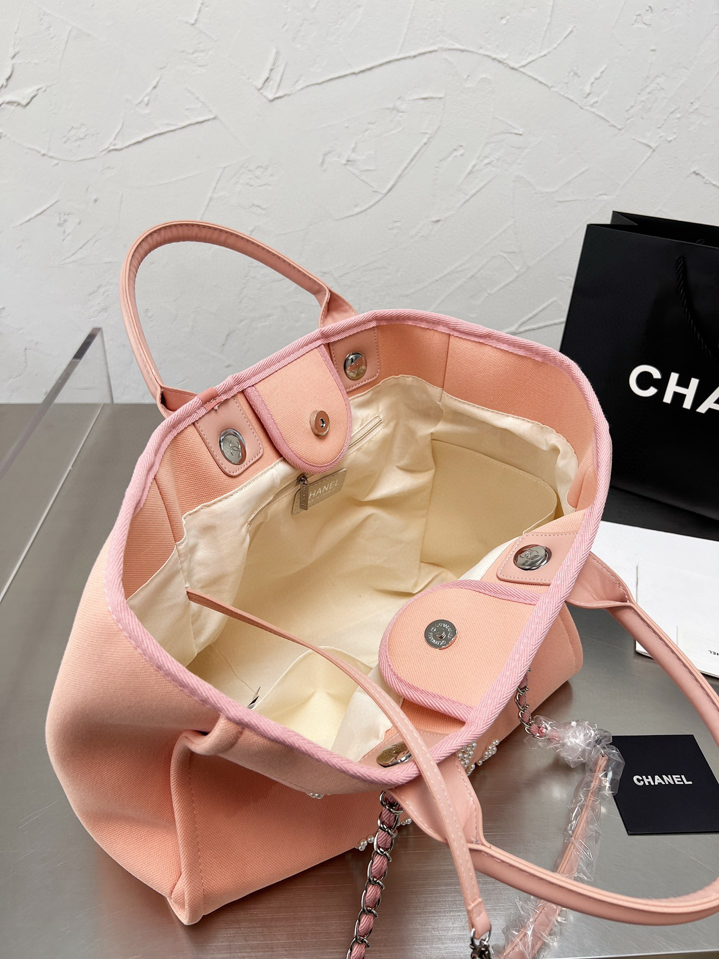Chanel $76 Code：13121 gallery