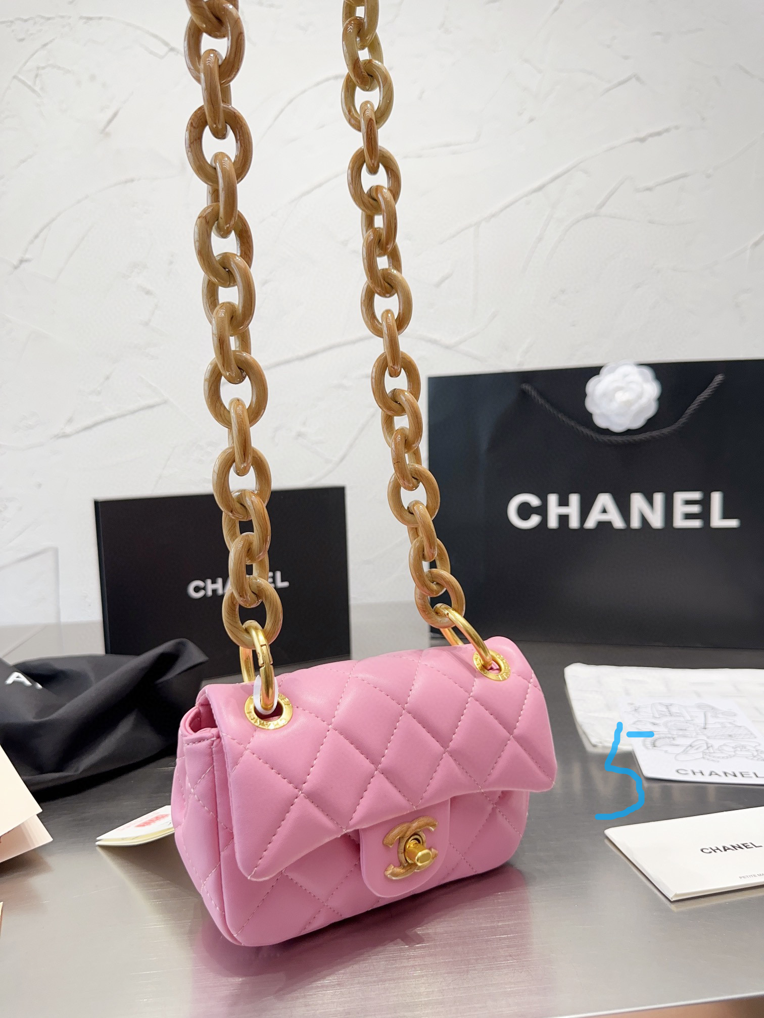Chanel 68$  code:11281 gallery