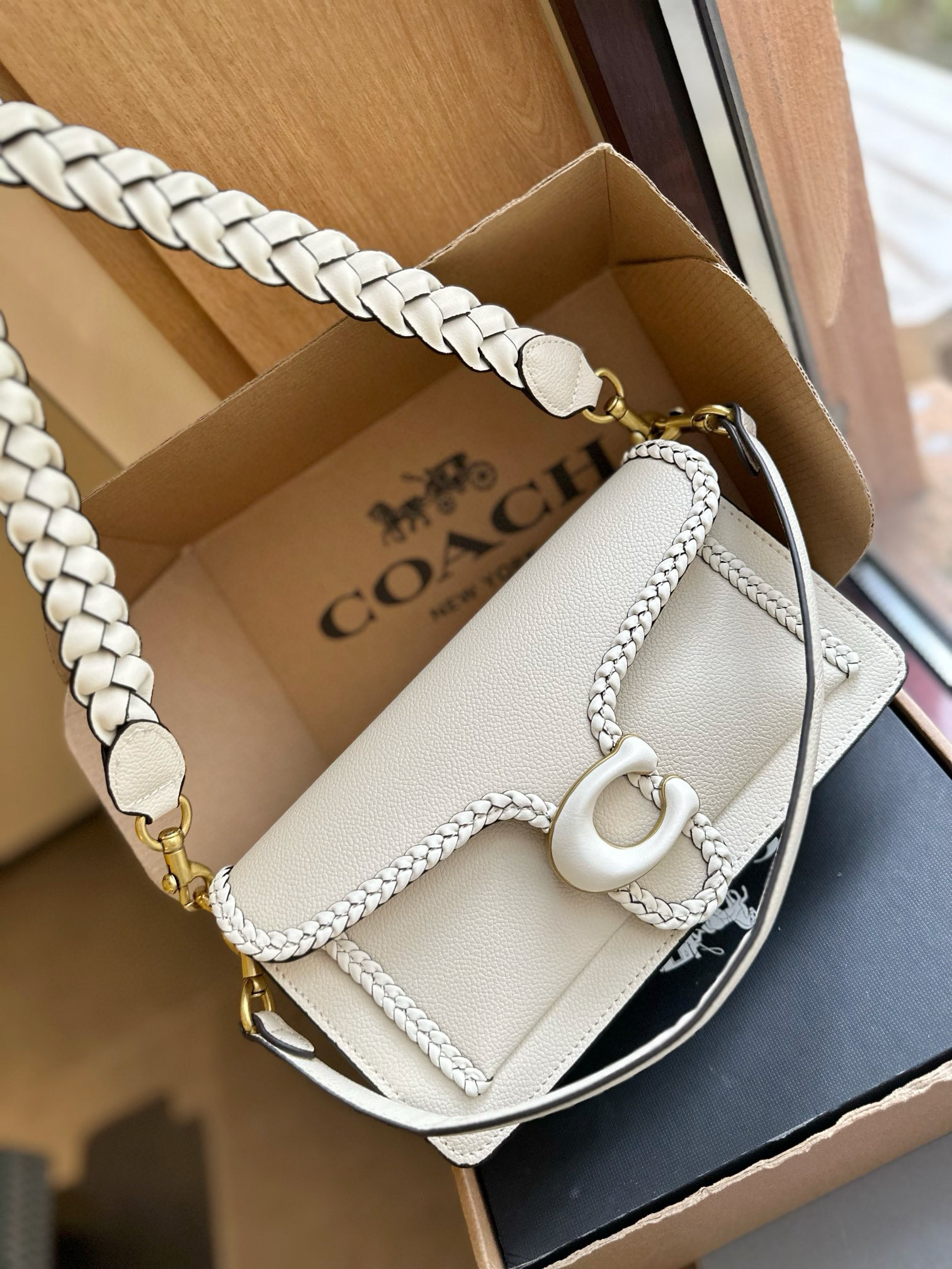 Coach $70 code:3419 gallery