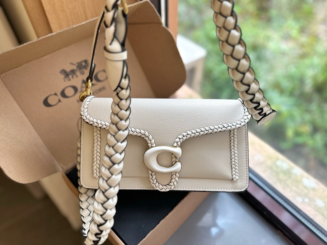 Coach $70 code:3419 gallery