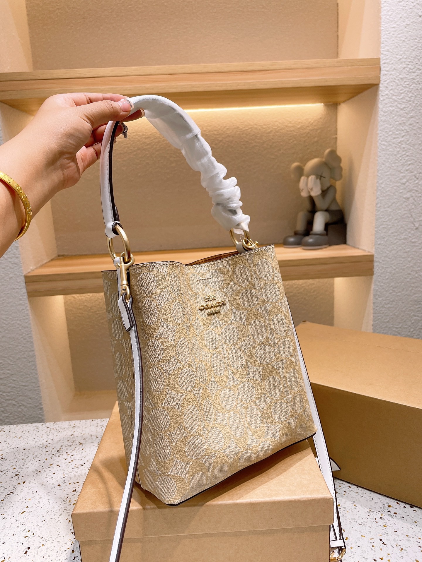 Coach $72 code：13558 gallery