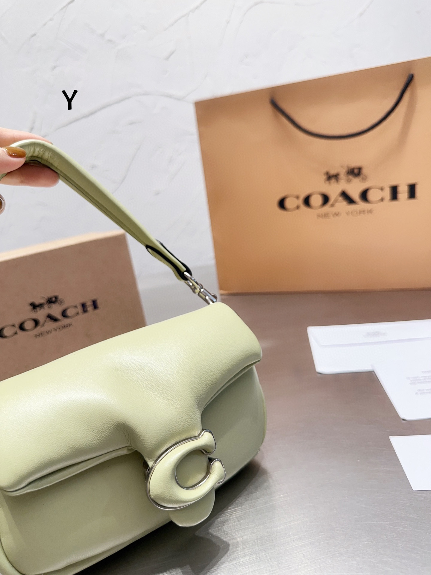 Coach $76 code：14676 gallery