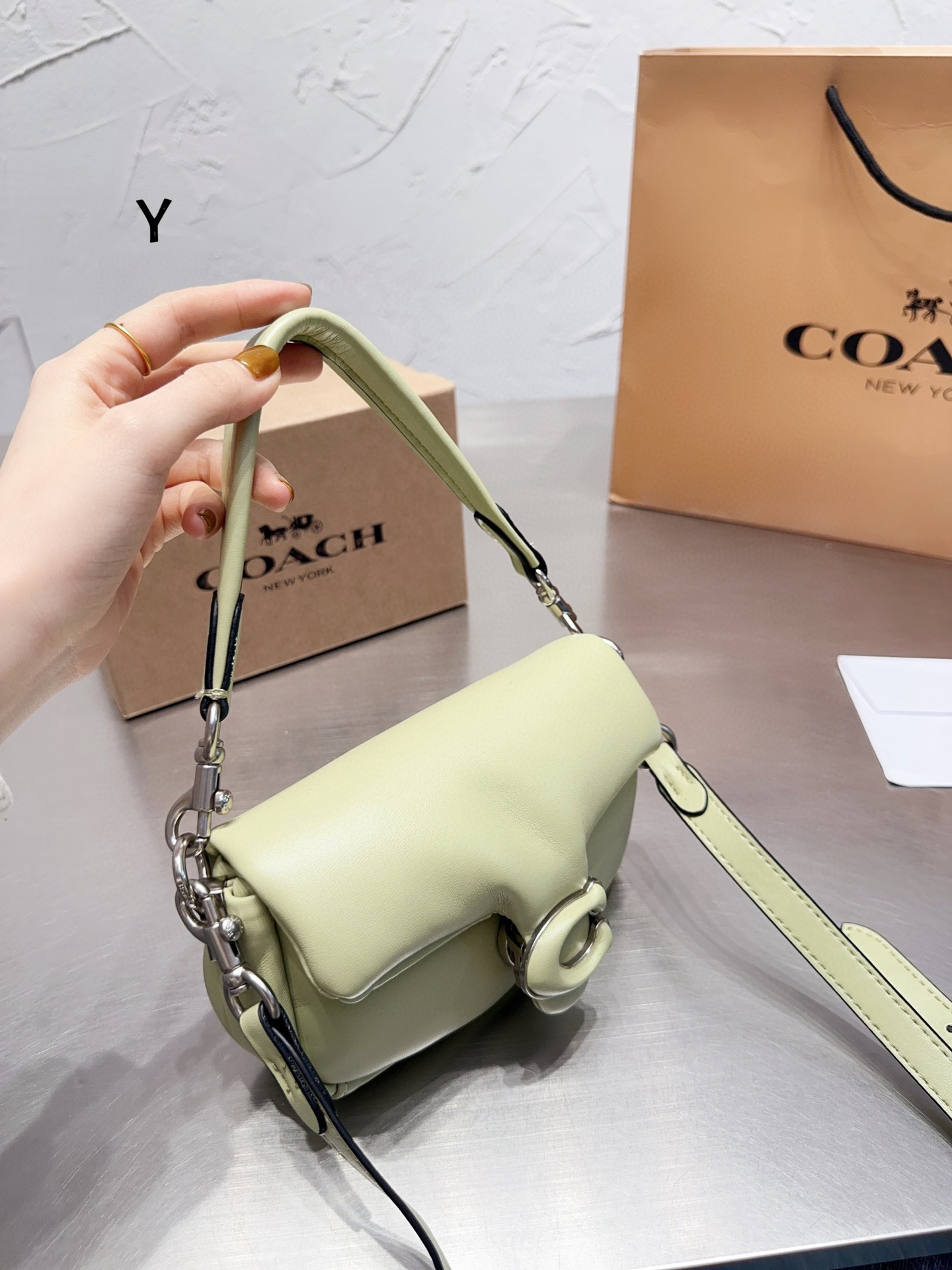 Coach $76 code：14676 gallery
