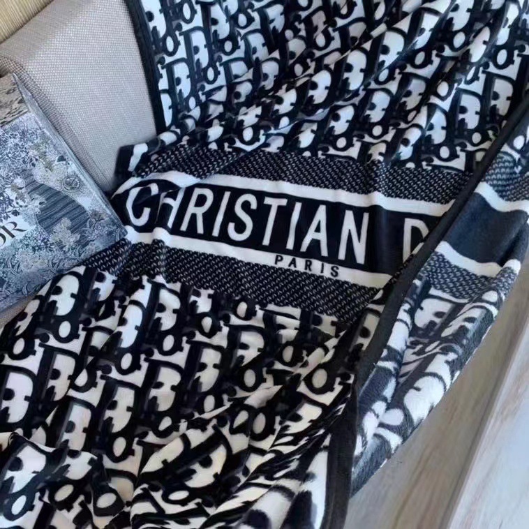 Dior $25 code：13907 gallery