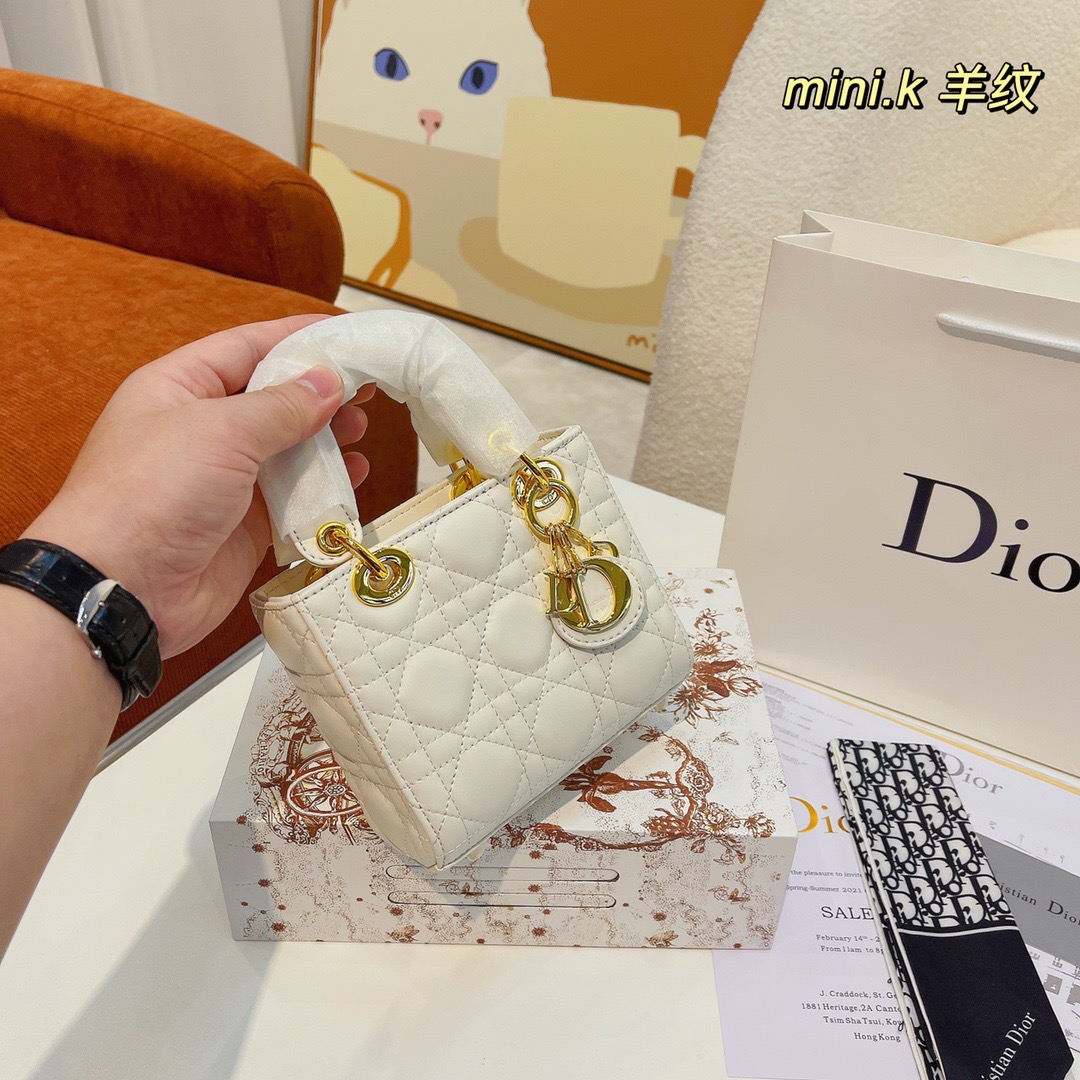 Dior $72 code：13703 gallery
