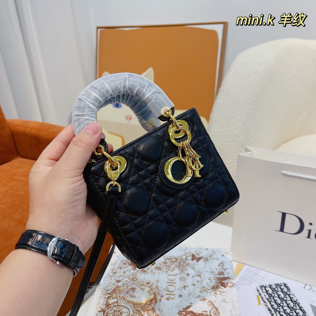 Dior $72 code：13703 gallery