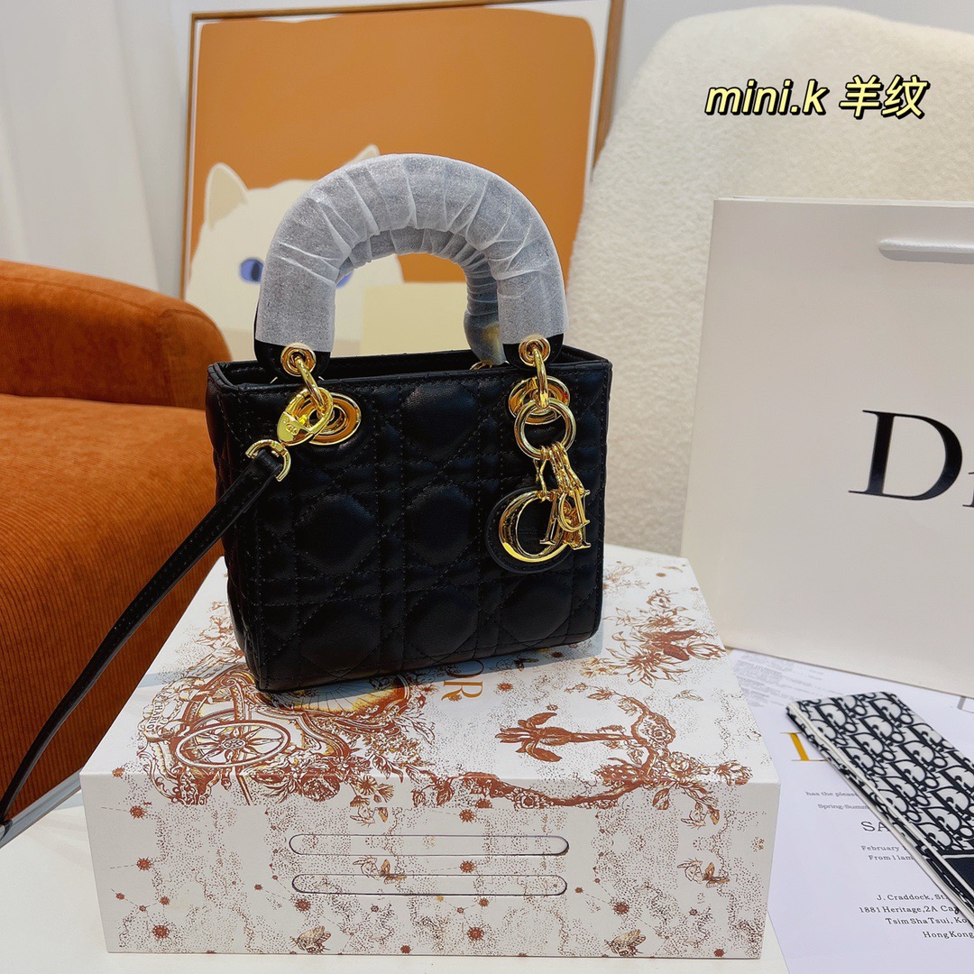 Dior $72 code：13703 gallery