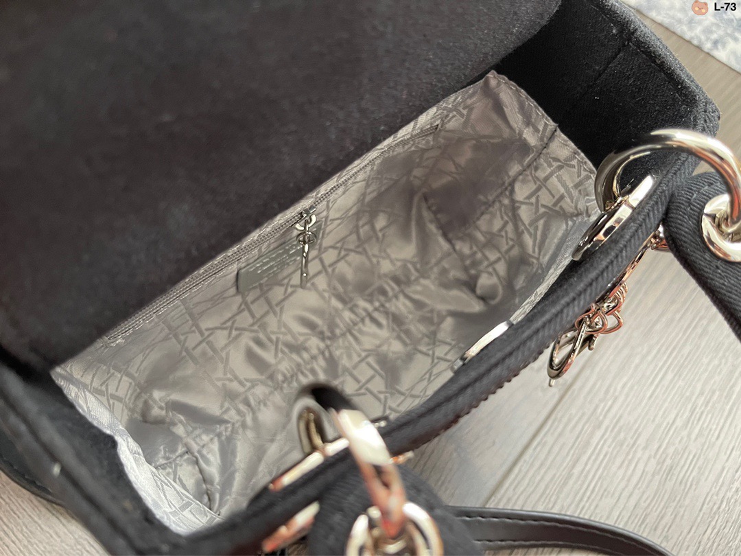 Dior $76 code：13541 gallery