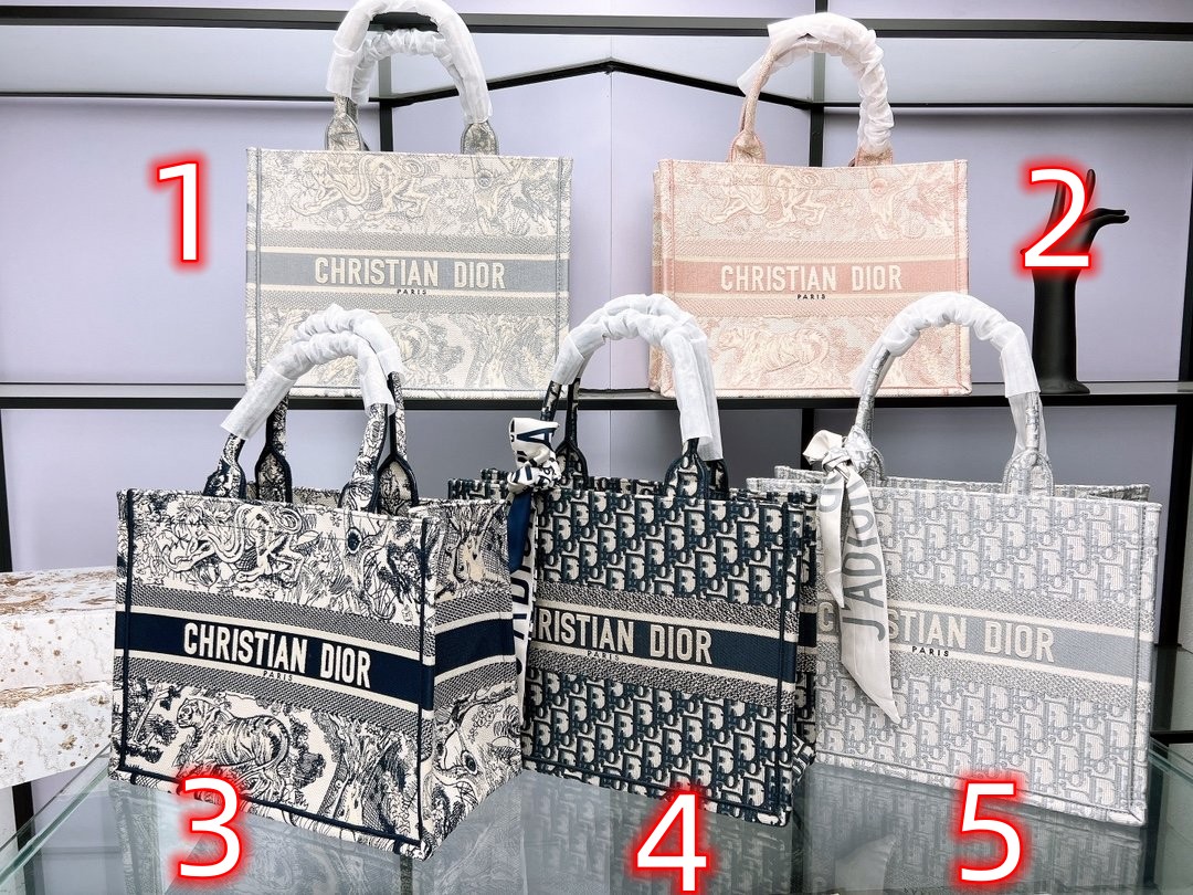 Dior $85 code：14187 gallery