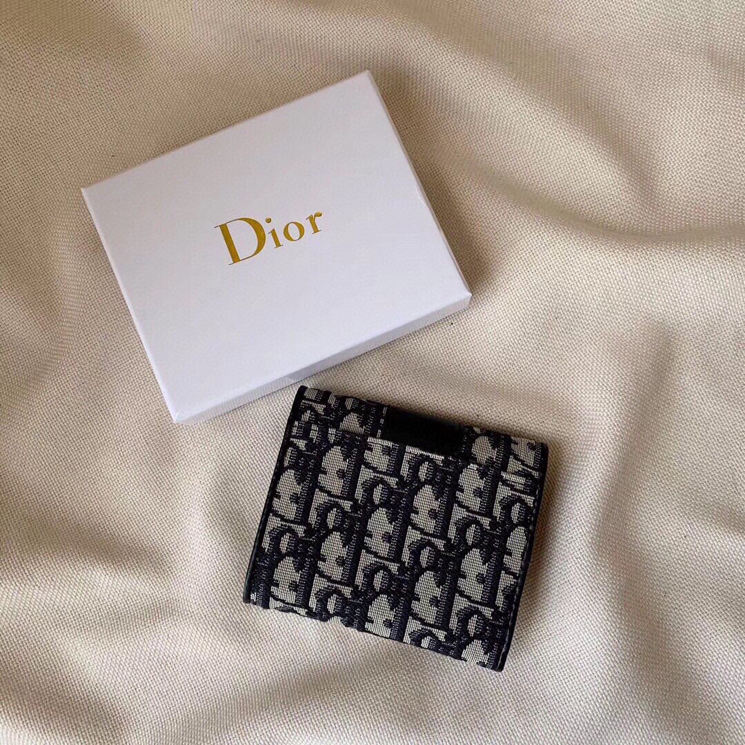 Dior Counter Autumn and winter hot new debut $36 code:11332 gallery