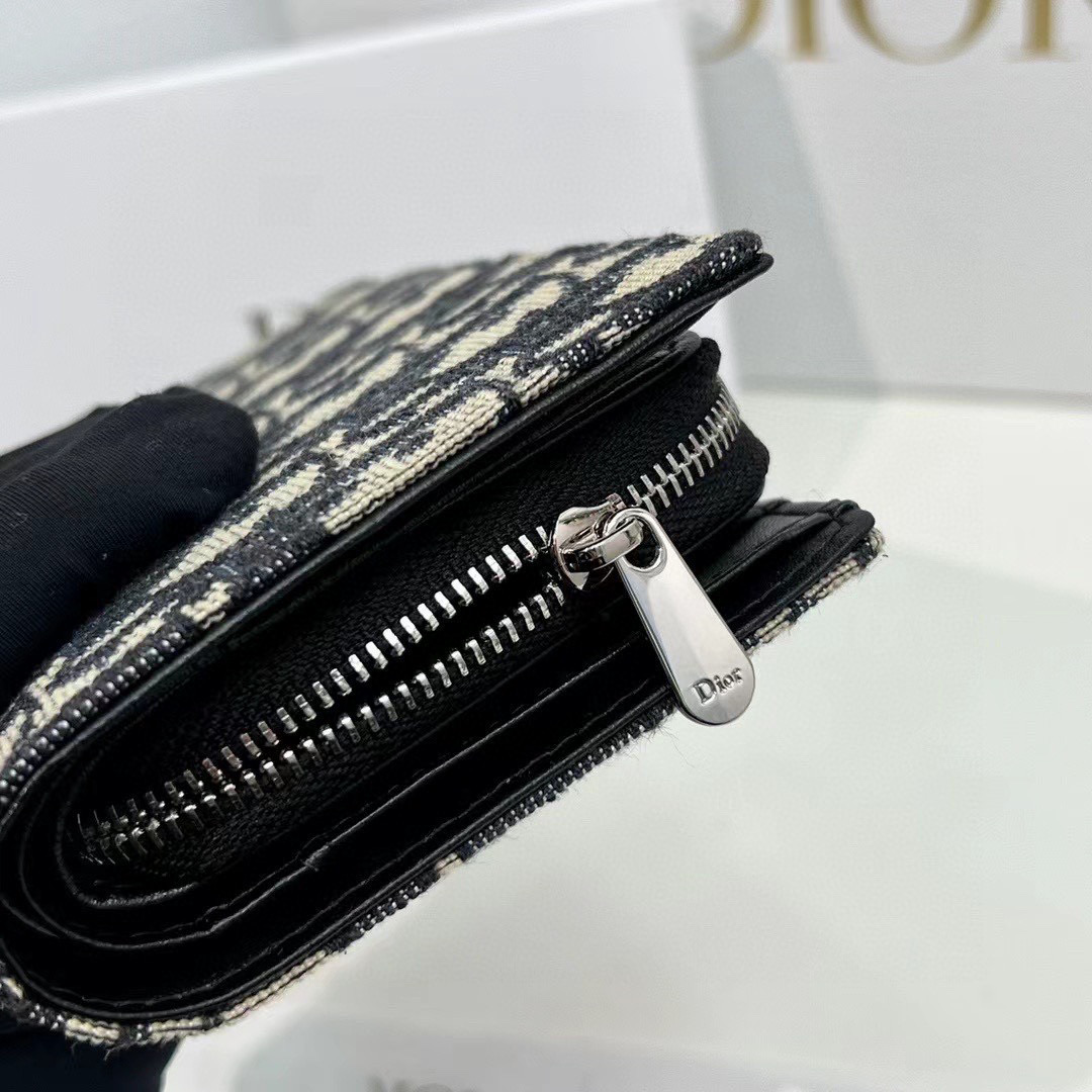 Dior counter the latest hot debut35$ code:3433 gallery