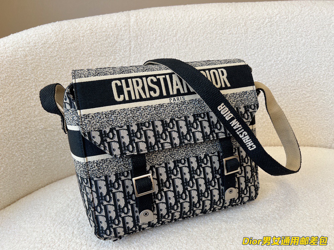 Duhot, embroidery postman $65 code:11079 gallery