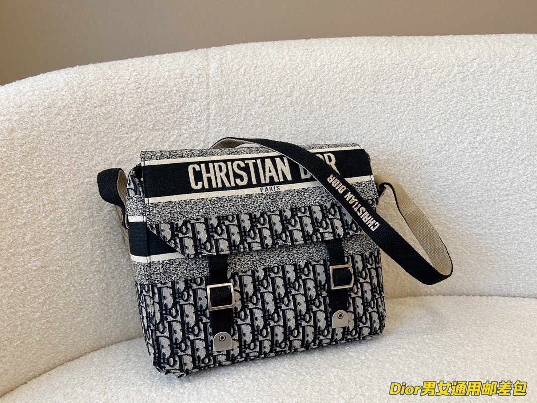 Duhot, embroidery postman $65 code:11079 gallery