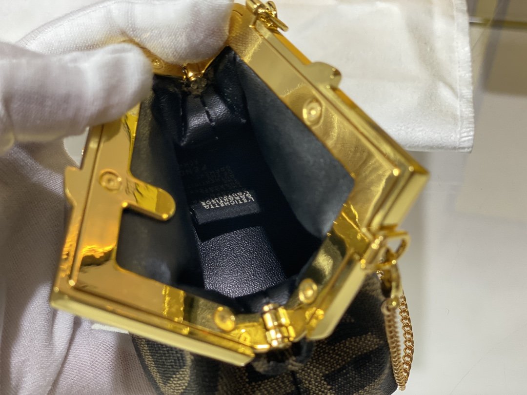 Fendi $48 code：13539 gallery