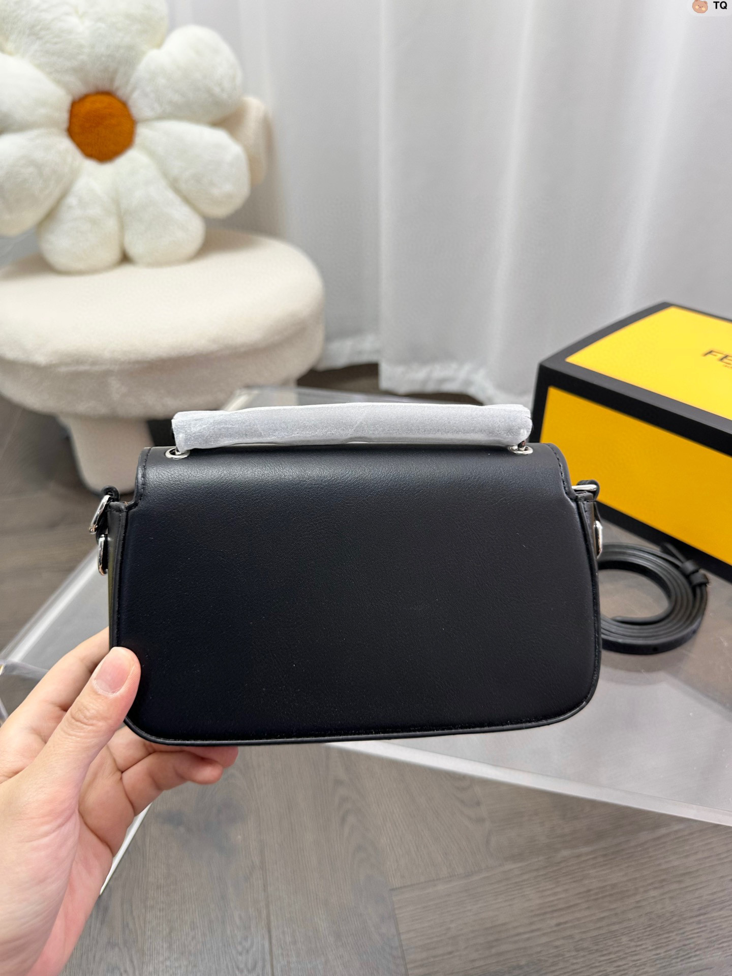 Fendi $60 code：14213 gallery