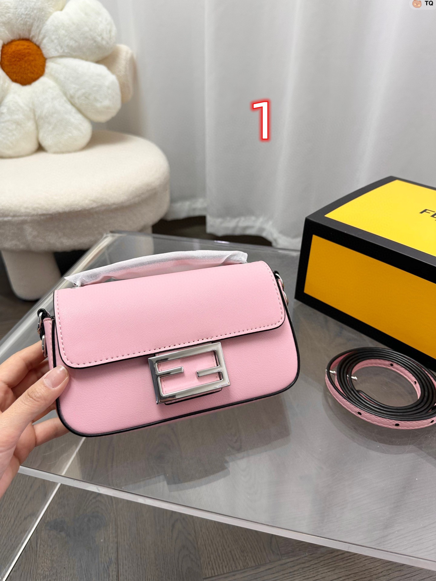Fendi $60 code：14213 gallery