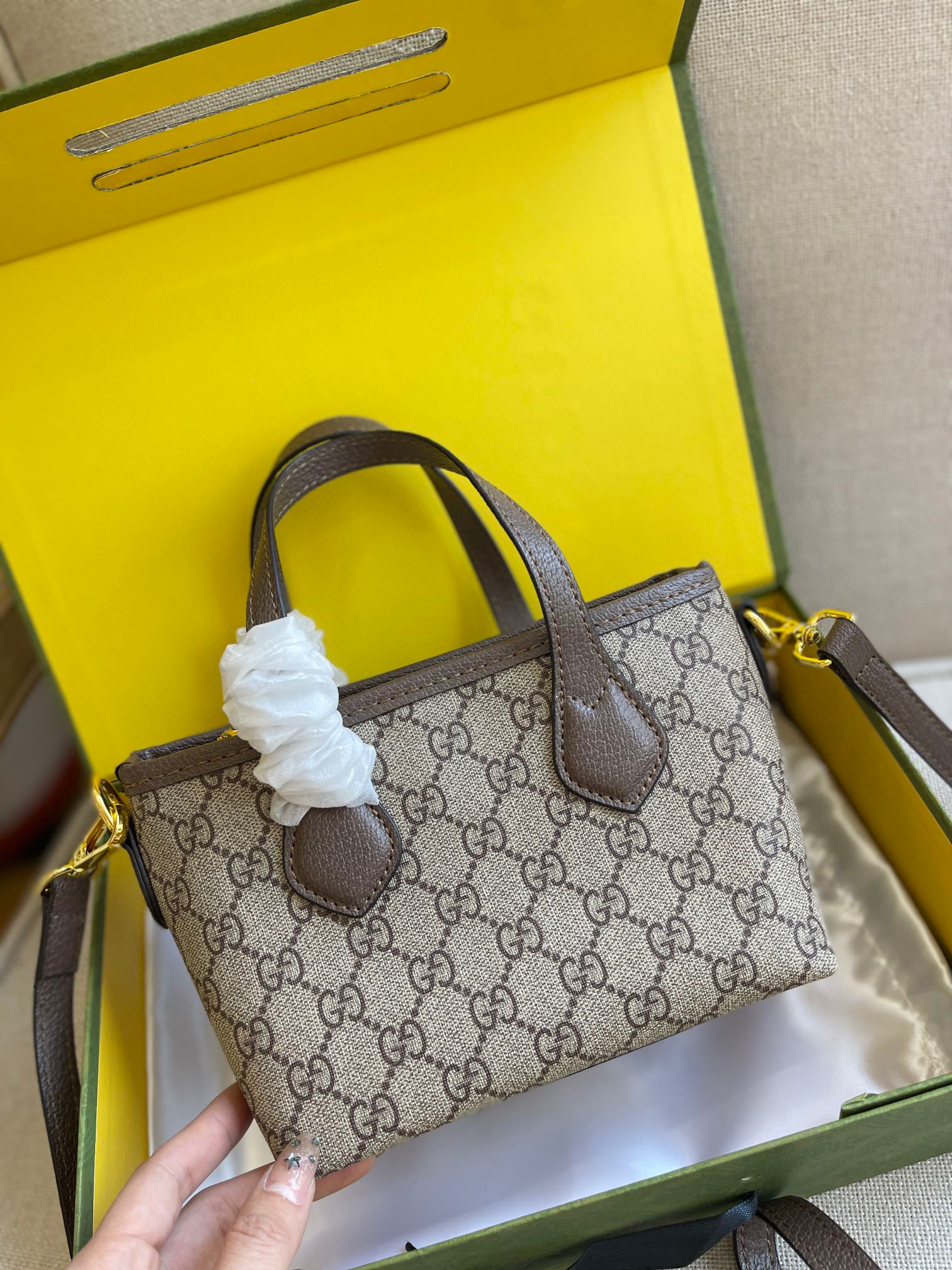 GUCCI $52 code：13780 gallery