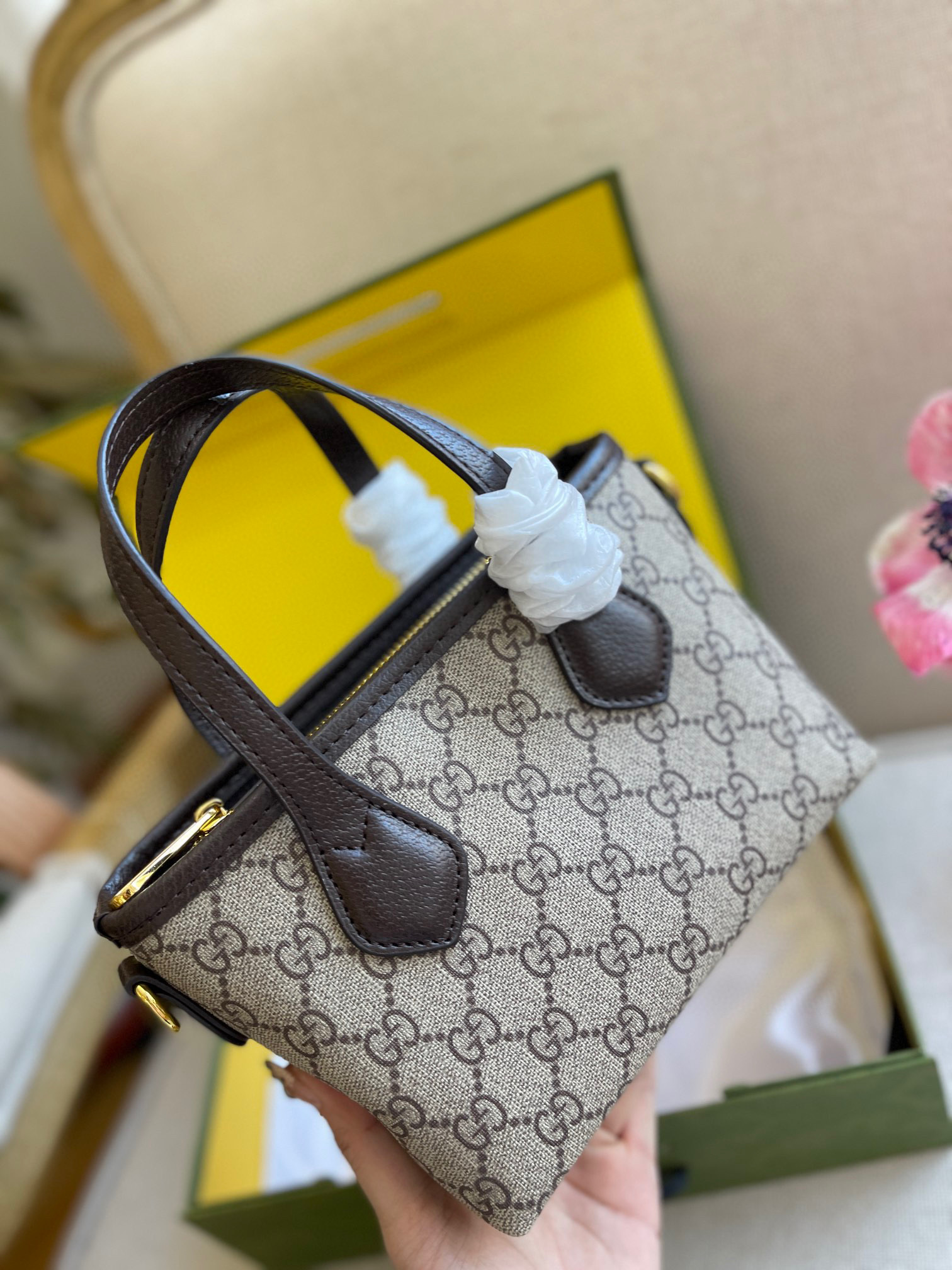 GUCCI $52 code：13780 gallery