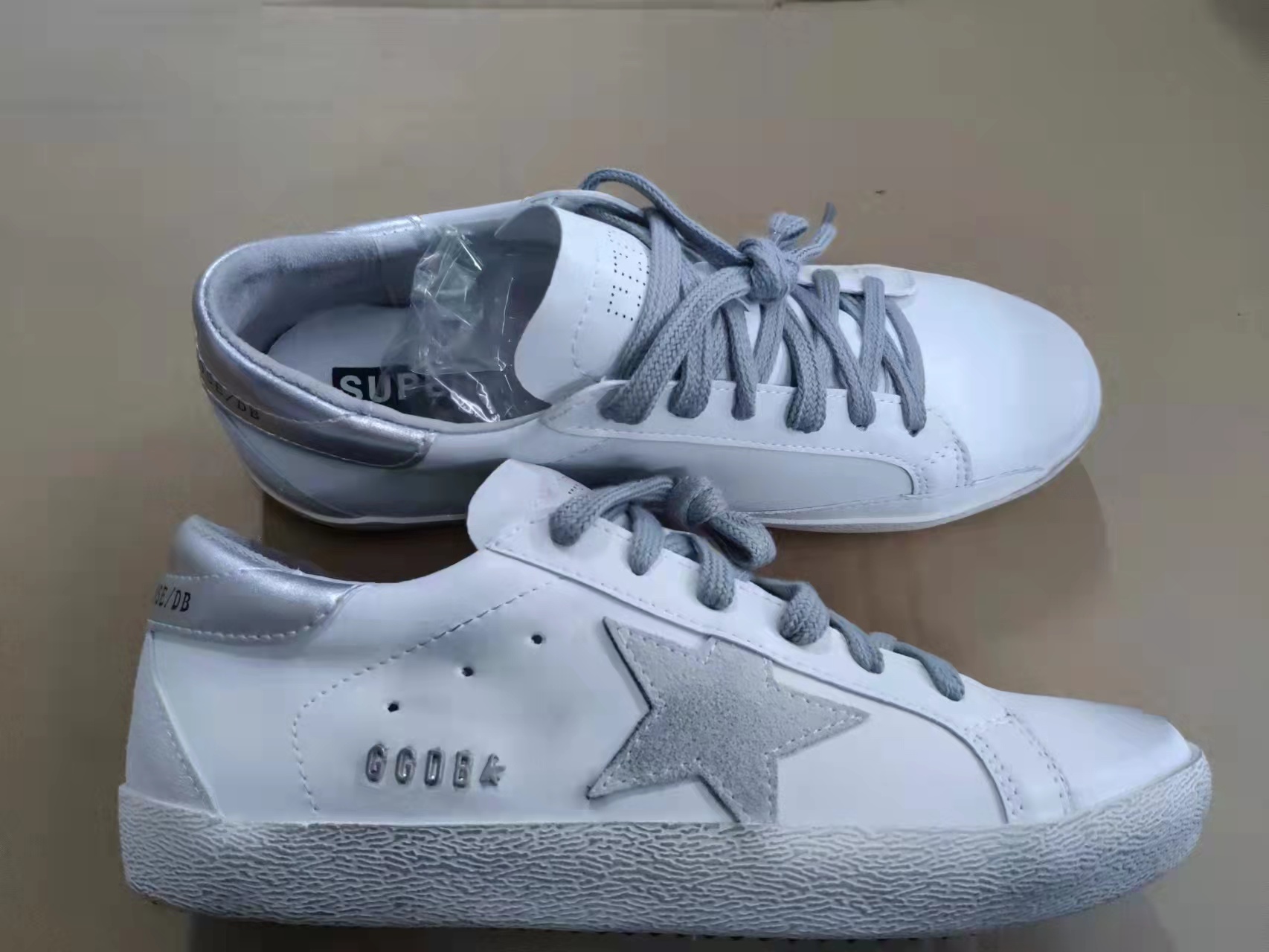 Golden goose $68 Code：14276 gallery