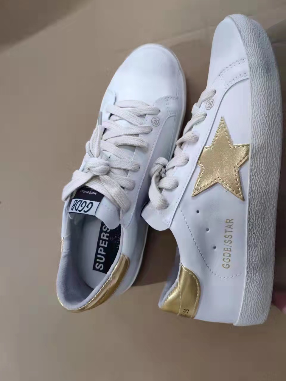 Golden goose $68 Code：14276 gallery