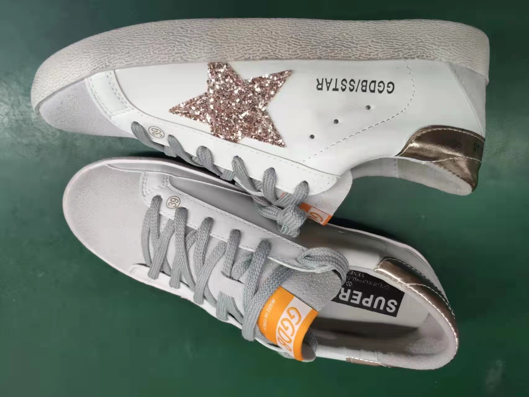 Golden goose $68 Code：14276 gallery