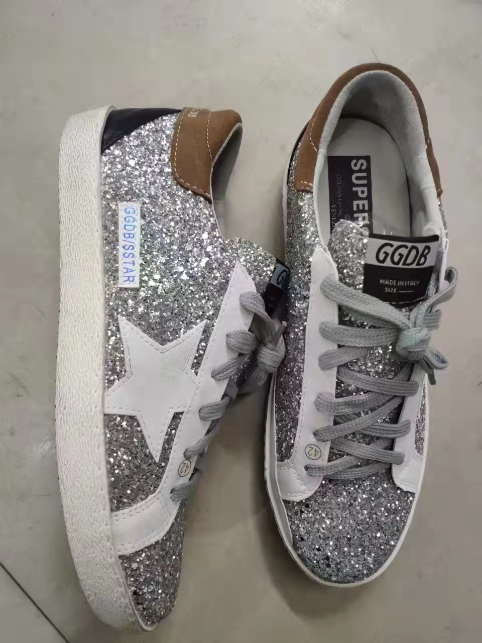 Golden goose $68 Code：14276 gallery