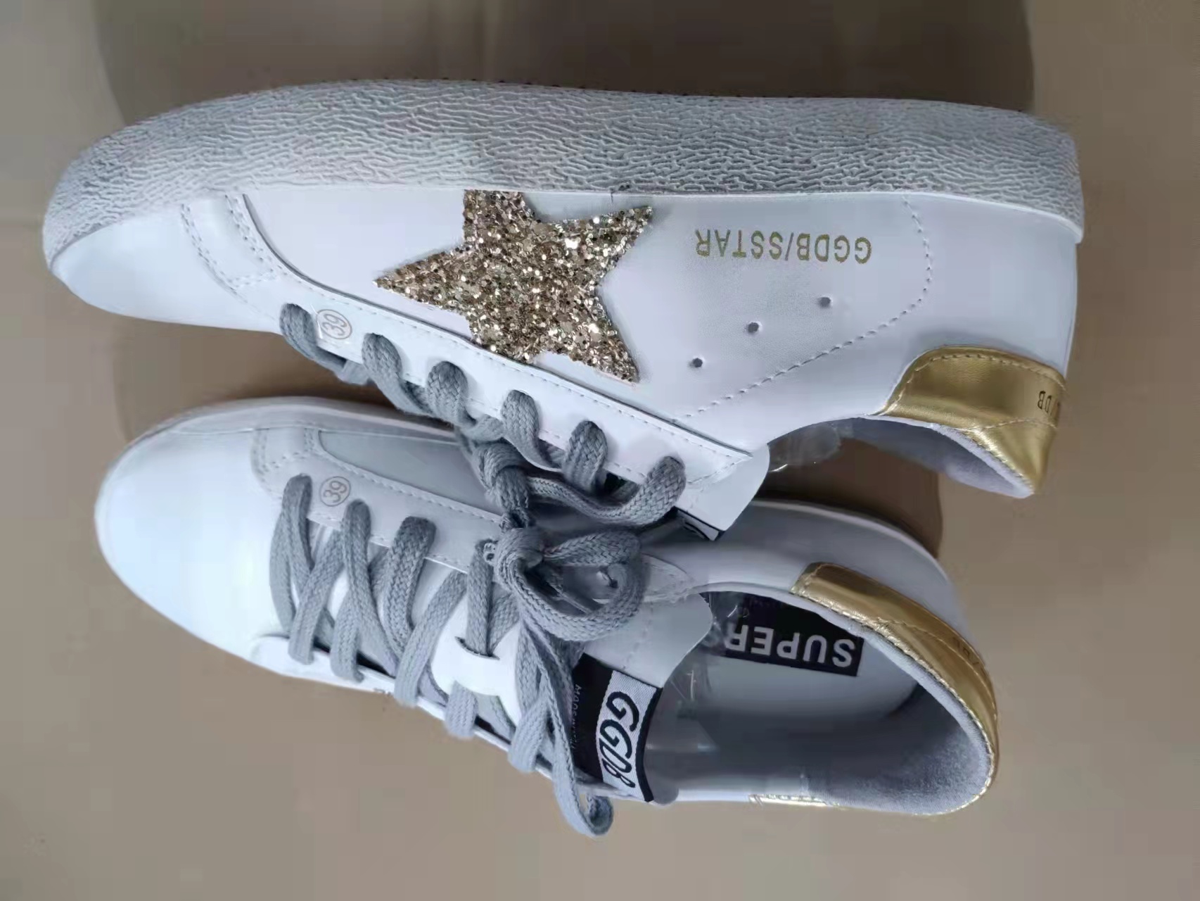 Golden goose $68 Code：14276 gallery