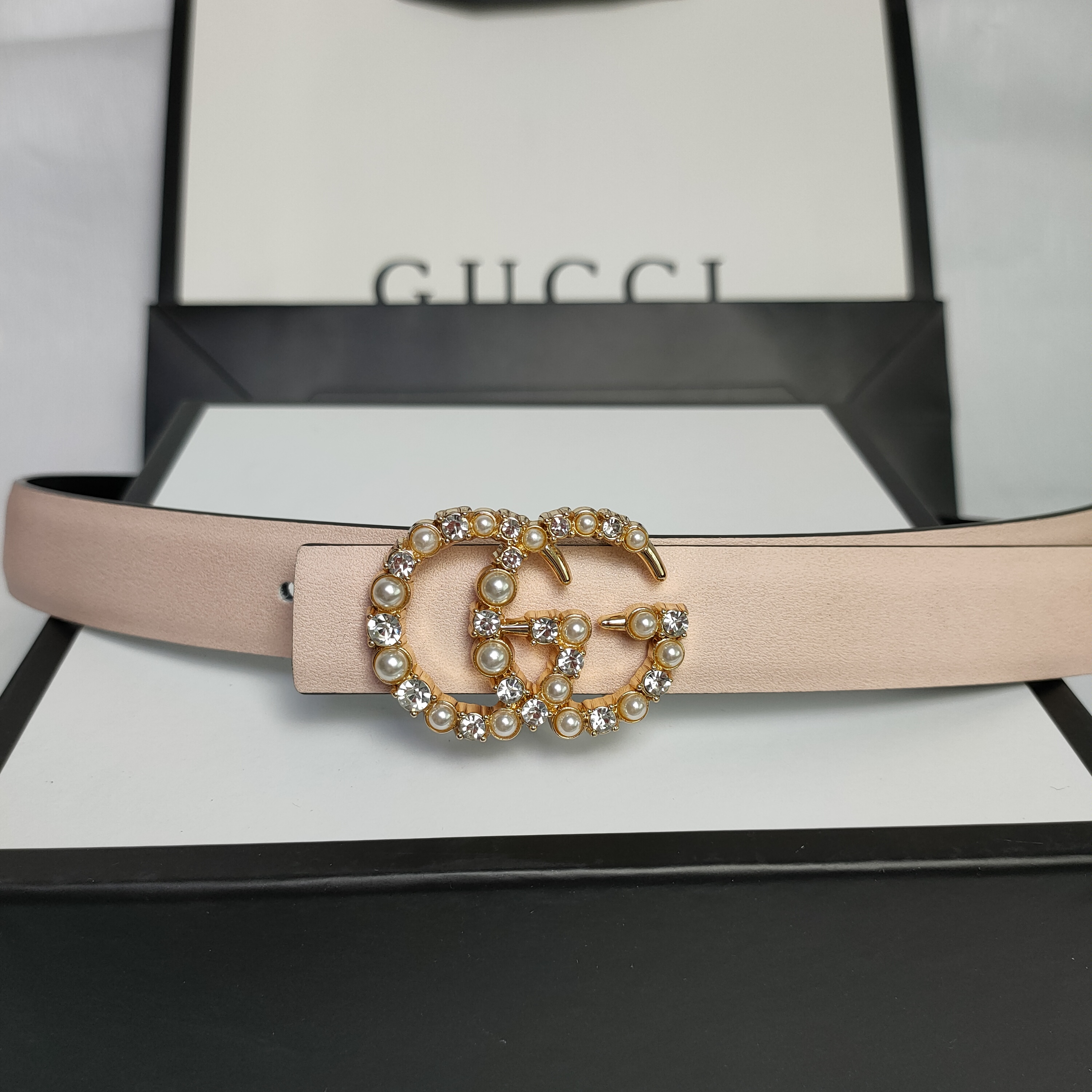 Gucci $21 14126 gallery