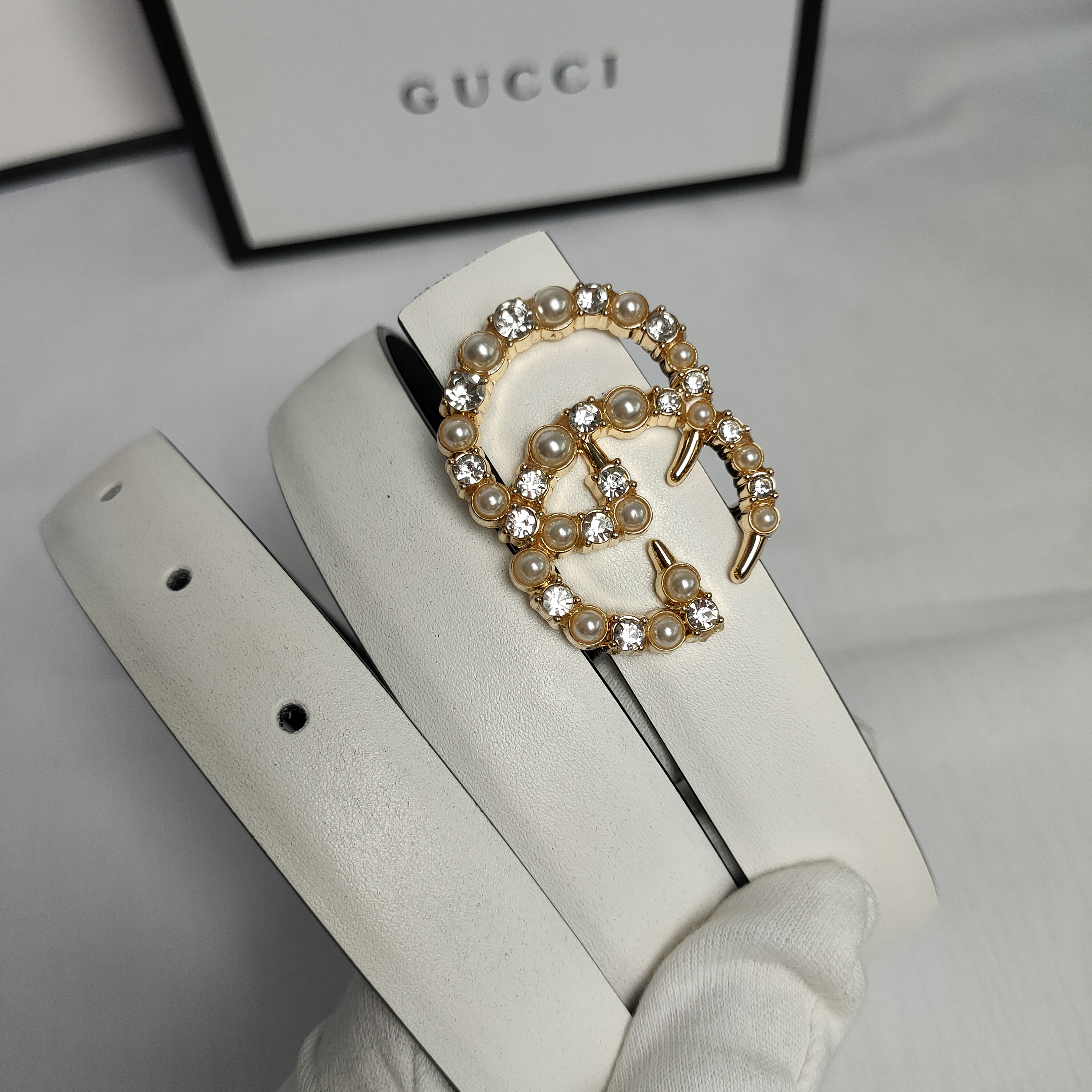 Gucci $21 14126 gallery
