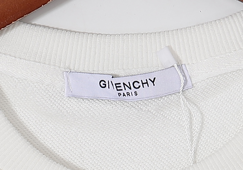 Gucci $40 code：13634 gallery
