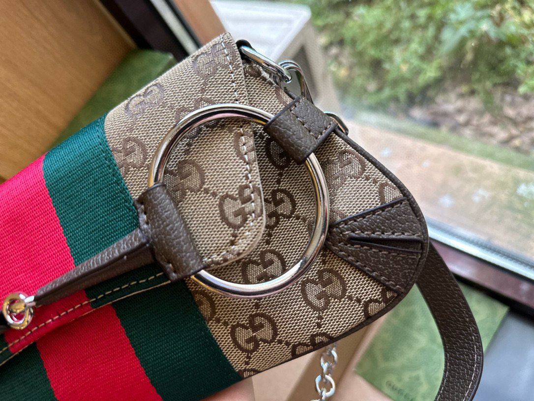 Gucci Horsebit Chain70$ code:11688 gallery