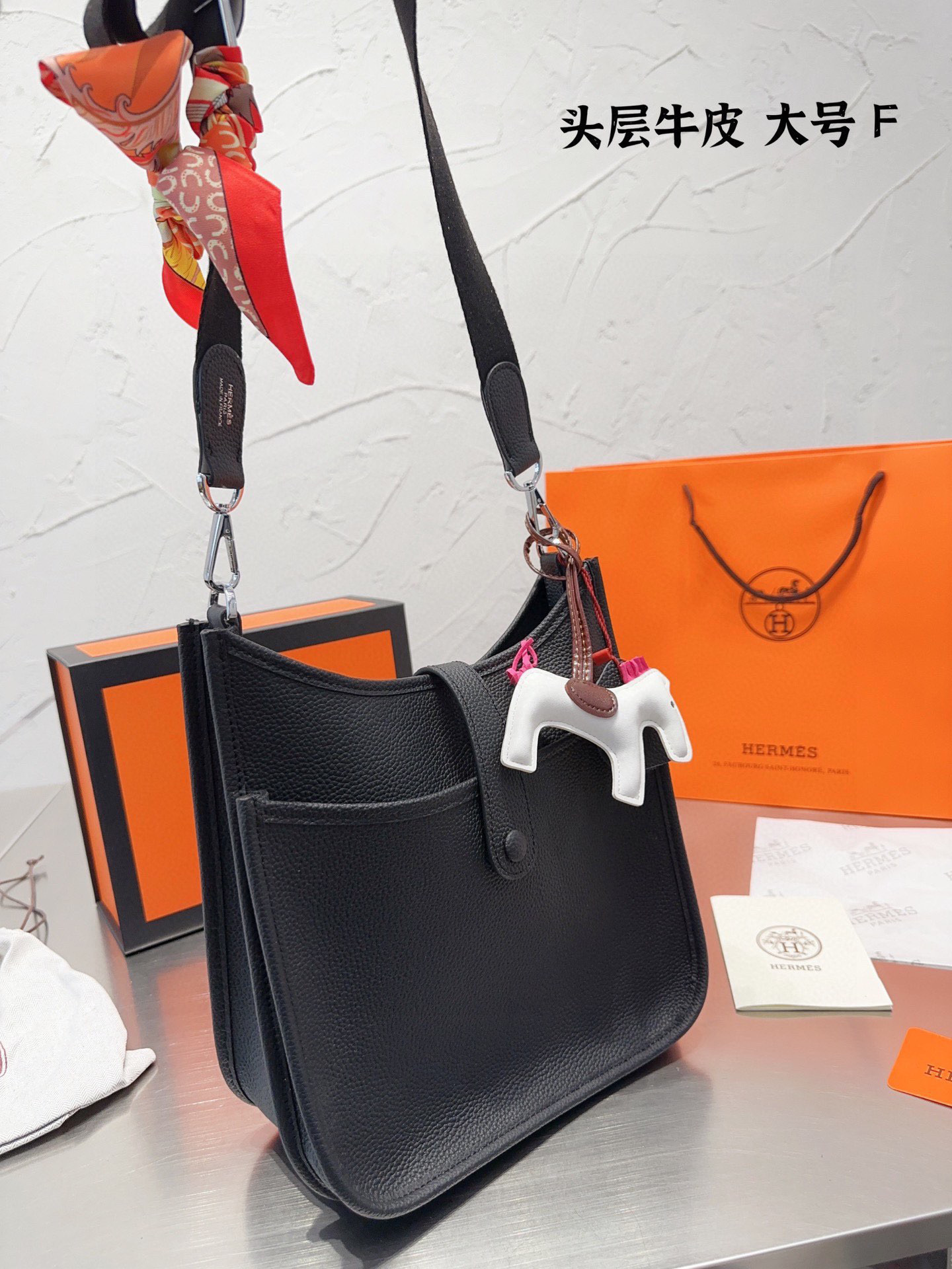 Hermas Evelyne85$code:10856 gallery